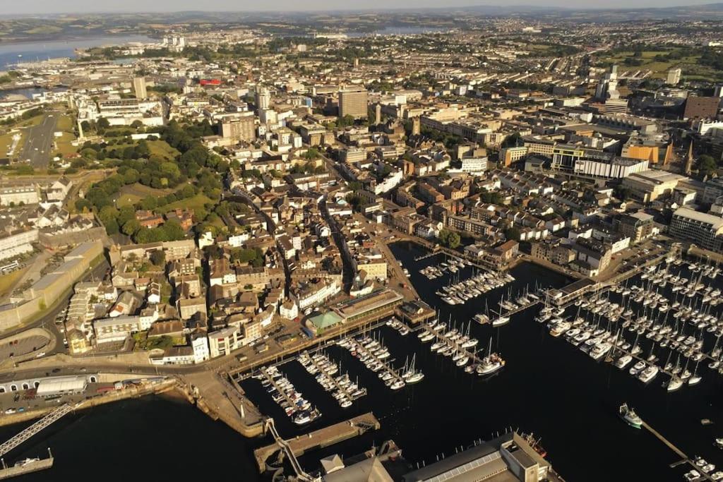 Barbican, Plymouth Outstanding Luxury Apartment מראה חיצוני תמונה
